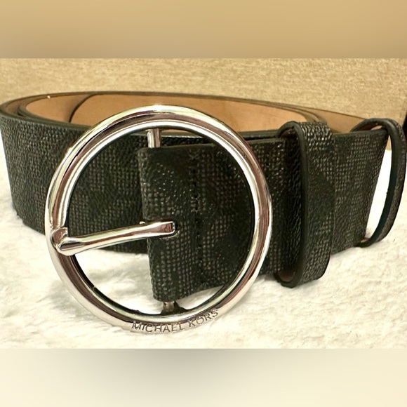 Michael Kors Black Signature MK Logo Silver Buckle Belt Size Medium - Picture 9 of 11